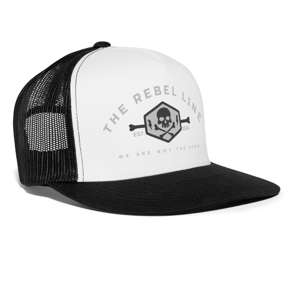 Trucker Hat - white/black